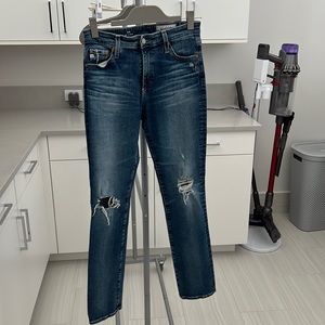AG Women’s Mari High Rise Straight Dark Wash Distressed Size 28